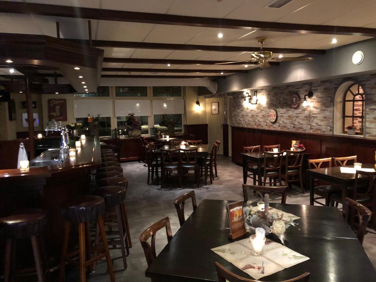 De Halve Maan Hotel Bovenkarspel Ngoại thất bức ảnh